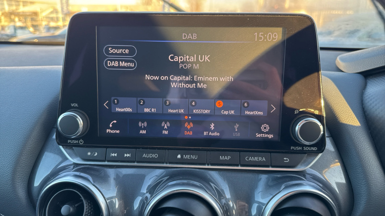 Nissan Juke 1.0 DiG-T 114 N-Connecta 5dr Petrol Hatchback